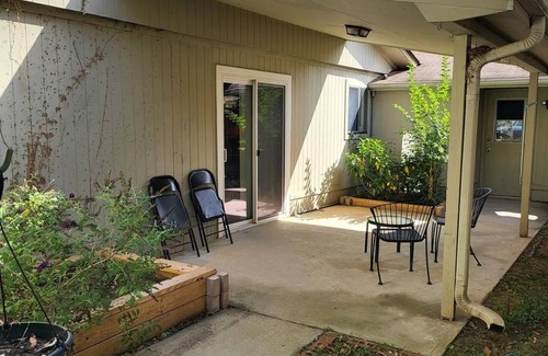 Warner Robins House | Beautifully design house for relaxation