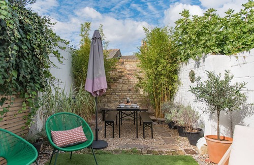 Deal Cottage | Beautifully designed, stylish holiday home, seconds from the beach