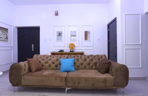 Ajah Apartment | Beautifully furnished 2-Bedroom serviced apartmetnt in Lekki Lagos