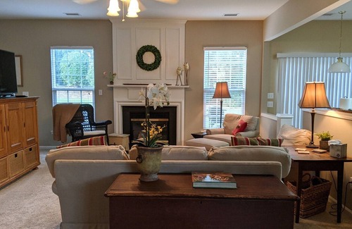 Provincetowne House | Beautifully furnished in quiet neighborhood located in southeast Charlotte.