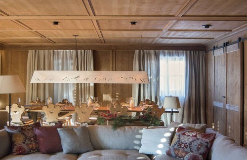 Mittenwald Apartment | Beautifully located, spacious, appealing garden with unique pounds