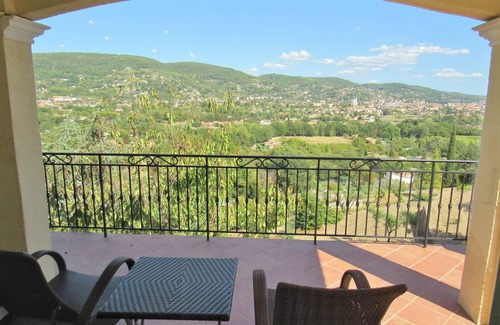 Draguignan House | Beautifully renovated Mediterranean house with a perfect view and pool