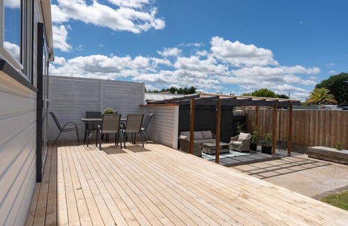 Newstead House | Beautifully Renovated Home