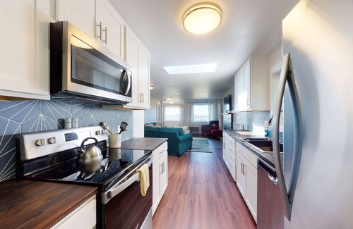 Waldport House | Beautifully renovated home across street from beach access - dogs welcome