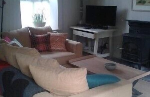 Kinsale House | Beautifully restored two bed house in centre of Kinsale with garden