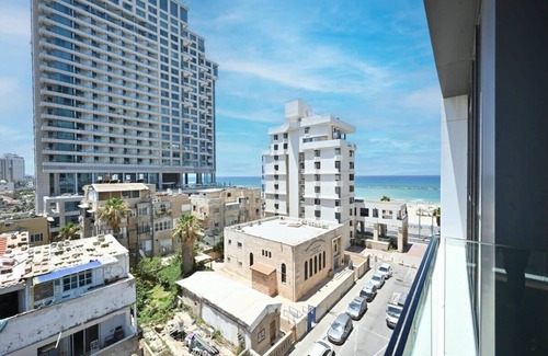 Tel Aviv Promenade Apartment | Beauty 1BR at Hayarkon by HolyGuest
