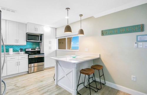 Cocoa Beach Condo | Beauty and the Beach - Luxury Oceanfront Condo Directly on Cocoa Beach