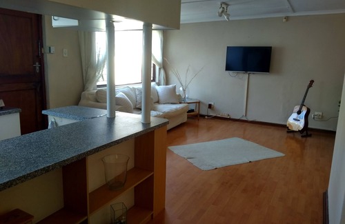 Cape Town Cottage | Beauty, Location & Loads of Space.the perfect base from which to explore!n