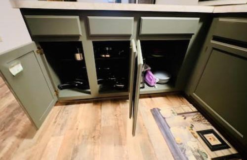 Mount Pocahontas House | Beavers Bunkhouse spacious home with hot tub