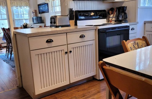 Mount Gretna Cottage | Becky's Gift on Muhlenberg