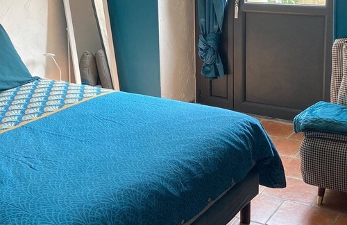 Chandolas Bed & Breakfast | Bed and breakfast at La Stévenère near the river with small garden