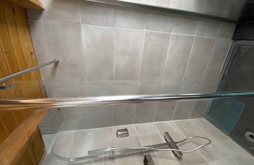 Quartier des Espesses Bed & Breakfast | Bed and Breakfast 'Bleu' with Shared Pool, Private Terrace and Air Conditioning