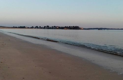 Ambon House | Bed and breakfast in traditional Breton longère