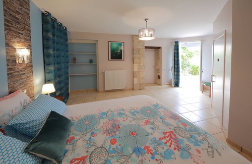 Latille House | Bed and Breakfast La Loge des Fées Ch. Melusine