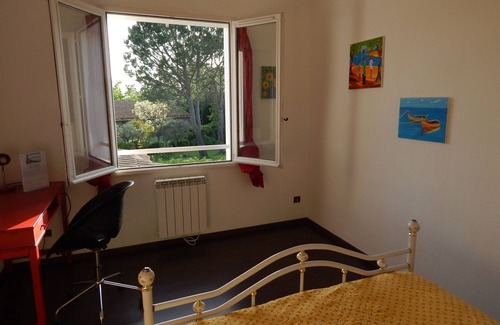 Arles House | Bed and Breakfast Mas du Petit Paradis in ARLES