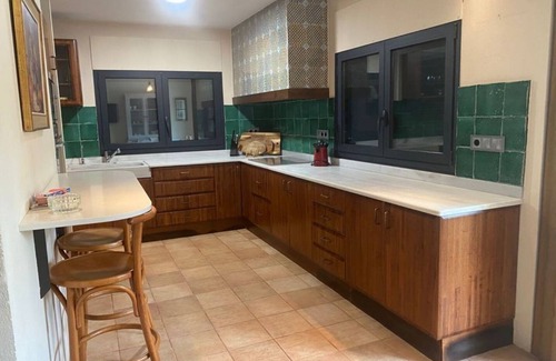 Bascara House | Bed and Breakfast Mas Xibeques - Spa, Waterfall, Tenis - Alojamiento Completo