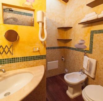 Fondi Bed & Breakfast | Bed And Breakfast Mblò