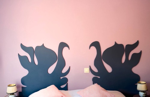 Gabillou Bed & Breakfast | Bed and Breakfast 'Safran' with Private Terrace, Shared Garden and Wi-Fi