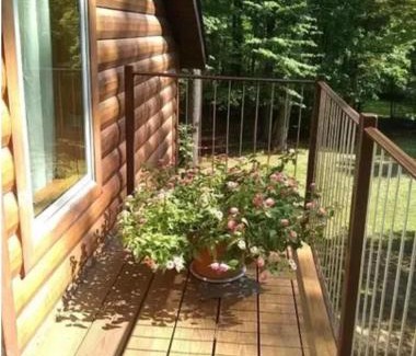 Pine City Bed & Breakfast | Bed and breakfast suite at the Wooded Retreat