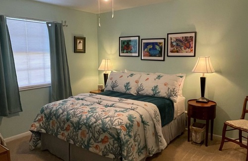 Sun 'N Lake Bed & Breakfast | Bed and Breakfast