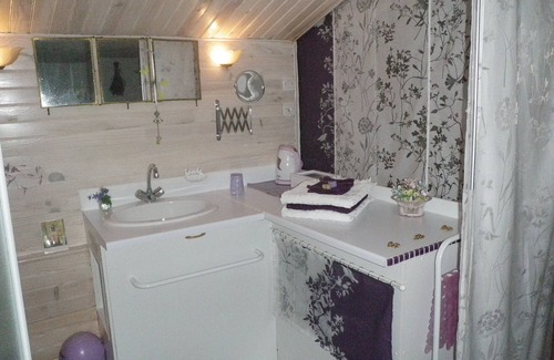 Allauch House | Bed & Breakfast in Provence, in a House/Villa - ALLAUCH near MARSEILLE