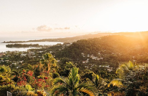 Port Antonio Bed & Breakfast | Bed & Breakfast with Lovely Pool and Breathtaking Views