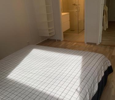 Moss House | Bedroom&ensuite