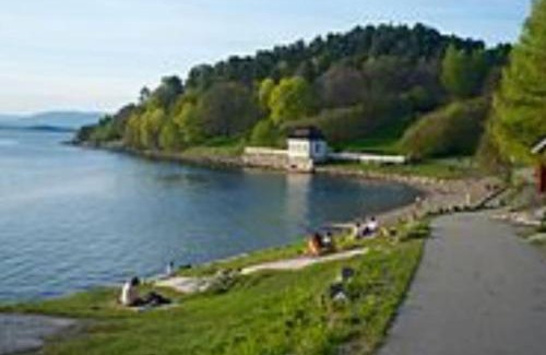 Oslo House | Bedroom in apartment 12 minutes to Oslo City by train
