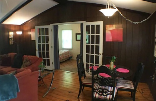 Front Royal Cabin | Bedrooms 2, Bathrooms 1, Sleeps 4