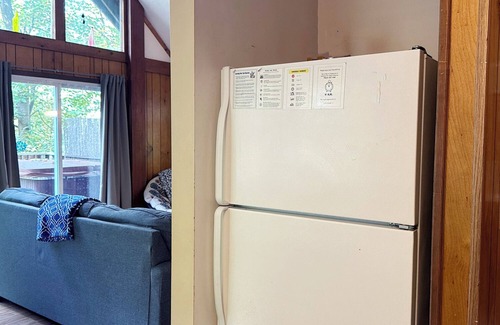 Linden Cabin | Bedrooms 3, Bathrooms 1, Sleeps 6