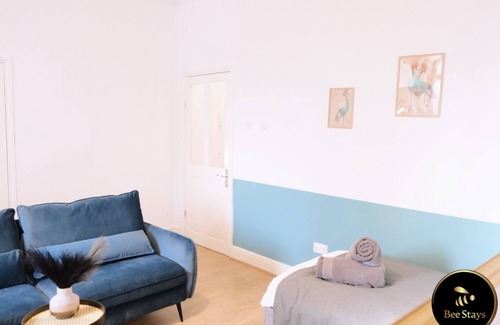 Haydock House | Bee Stays- Cooper House