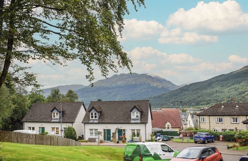 Arrochar Cottage | Beechwood is a fantastic retreat set in the beautiful village of Arrochar.