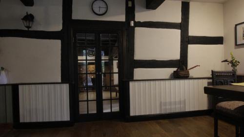 Acresford House | Beehive Cottage
