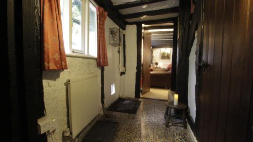 Acresford House | Beehive Cottage