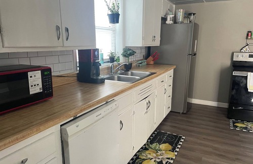 Woodward House | Beehive Honeycomb pet friendly