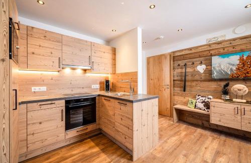 Gerlos Apartment | BEIM LOIS - Edelweiss Apartment with Shared Sauna in Zillertal, presented by AlpenLuxus