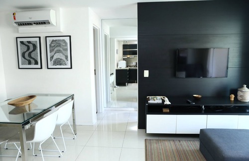 Jatiuca Apartment | Beira Mar fast WIFI with AIR and perfect KITCHEN HOME OFFICE