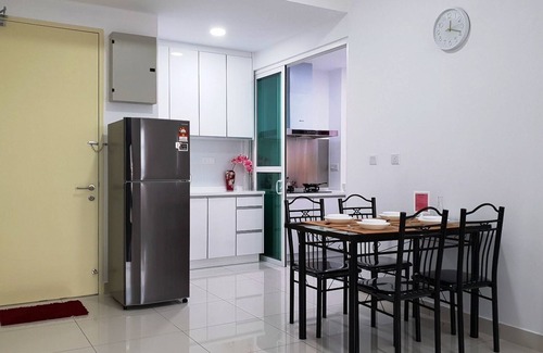 Klang Condo | BekvämHome (WiFi) Impiria Residensi Port Klang