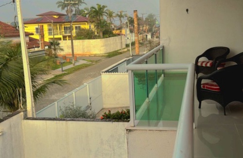 Jardim Casablanca House | Belíssima Casa em Peruíbe! Com ar Condicionado nos Dormitórios e Piscina