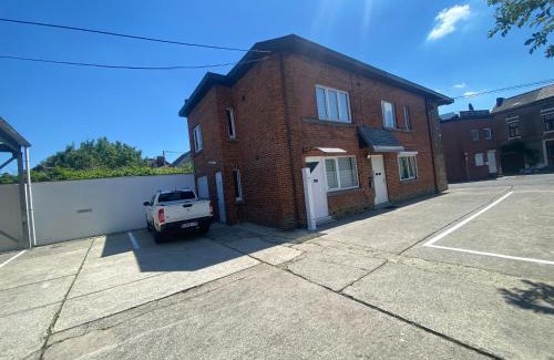 Belhez Apartment | Bel appart calme climatisé parking privé sur demande 1-C