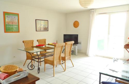 Port Guillaume Apartment | Bel appartement 3 pièces avec balcon, admis animaux, parking, Port Guillaume - FR-1-487-283