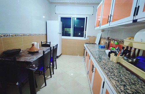 Tangier Apartment | Bel Appartement Dans un Endroit Calme