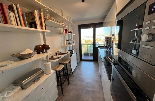 La Pointe Rouge Apartment | Bel Appartement en Résidence Privée Avec Commodités Exceptionnelles