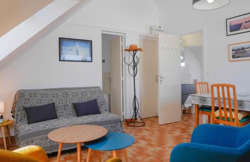 Le Palais Apartment | Bel appartement refait à neuf, proche commerces et plage - FR-1-418-175