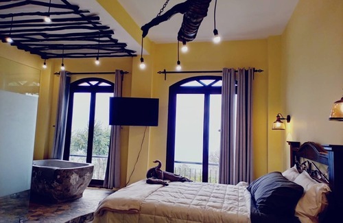 Antigua Guatemala House | BELAROSA Hotel, nestled in the Antigua mountains with views of the 3 volcanoes