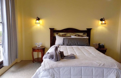 Antigua Guatemala House | BELAROSA Hotel, nestled in the Antigua mountains with views of the 3 volcanoes