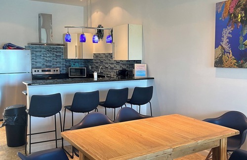 Bell Channel Bay Apartment | Bell Channel Bay waterfront condo with Dock Space