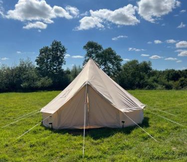 Moreton-in-Marsh Other | Bell Tent 4m and 7m Fossewold Cotswold Camping
