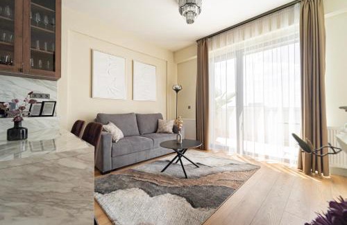 Ferencvaros Apartment | Bella Budapest Homes l FREE PARKING