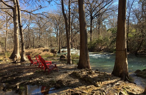 Wimberley Cottage | Bella Rosa Cottage - Stroll to Wimberley Square! Cypress Creek just steps away
